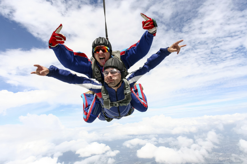 Parachute Tandem Jump Tallinn | Pissup Tours