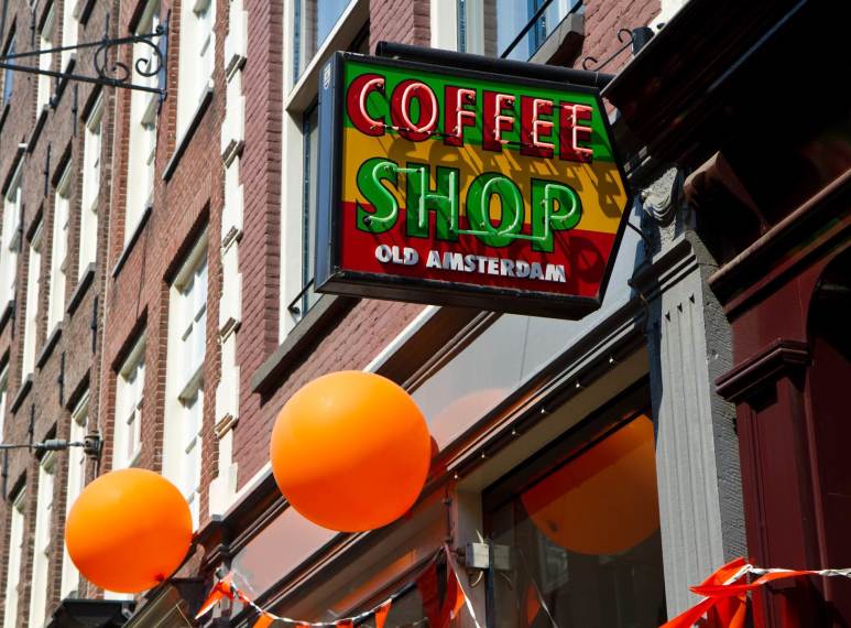 Coffeeshop-Guide | JGA Amsterdam Frauen