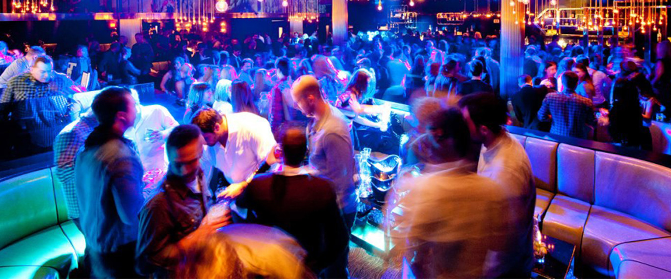 VIP Nachtclub Eintritt, Tisch und Barguthaben Düsseldorf | Pissup Reisen