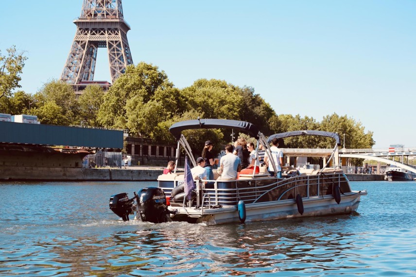Erlebt Paris vom Wasser aus | JGA-Bootstour auf der Seine | Pissup Reisen