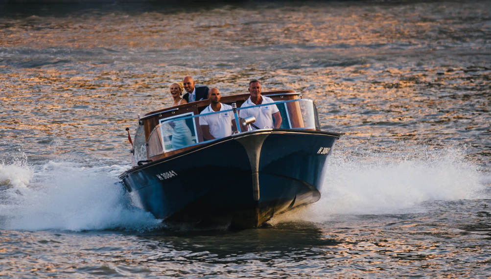Fancy Bootstour auf der Donau | Pissup Reisen