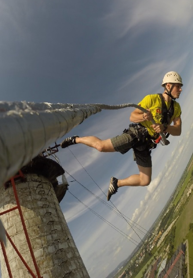110-meters actionhopp i Bratislava - se om dere tør å kaste dere utfor