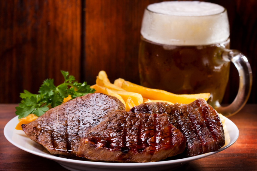 Herzhafter Steak-Genuß | Der Proteinlieferant für den JGA in Dresden | Pissup Reisen