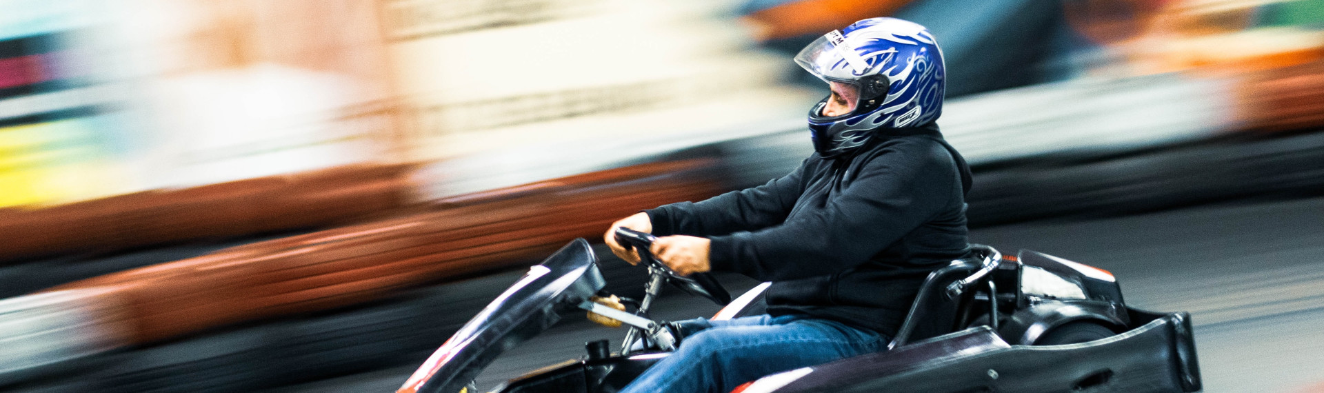 Karting en extérieur à Bruxelles | LE Site EVG  | Pissup Voyages