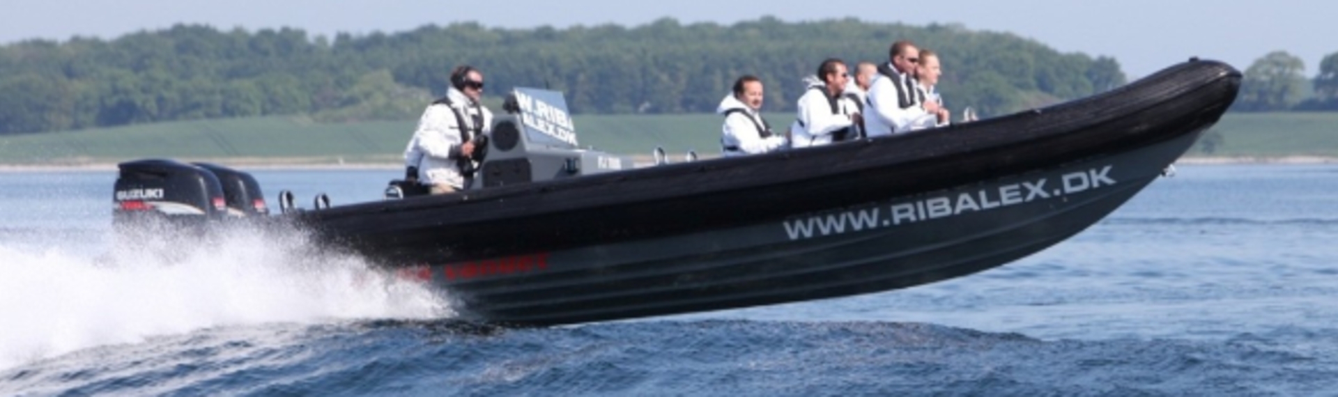 RIB - power boat racing 