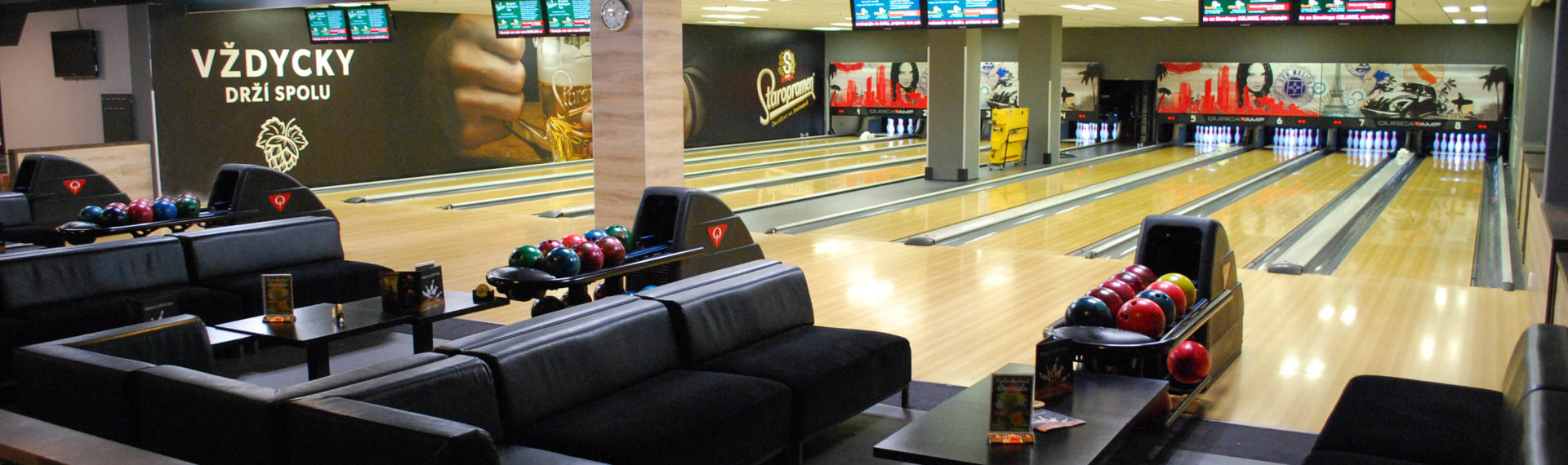 Bowling In Vienna | Pissup Stag Dos