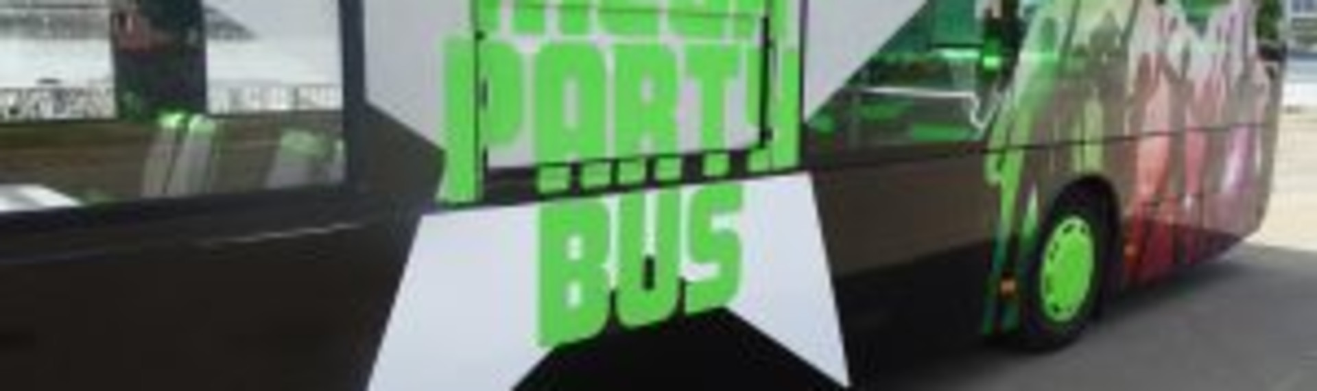 Mega-Partybus Düsseldorf | Jetzt mit Pissup Reisen buchen!