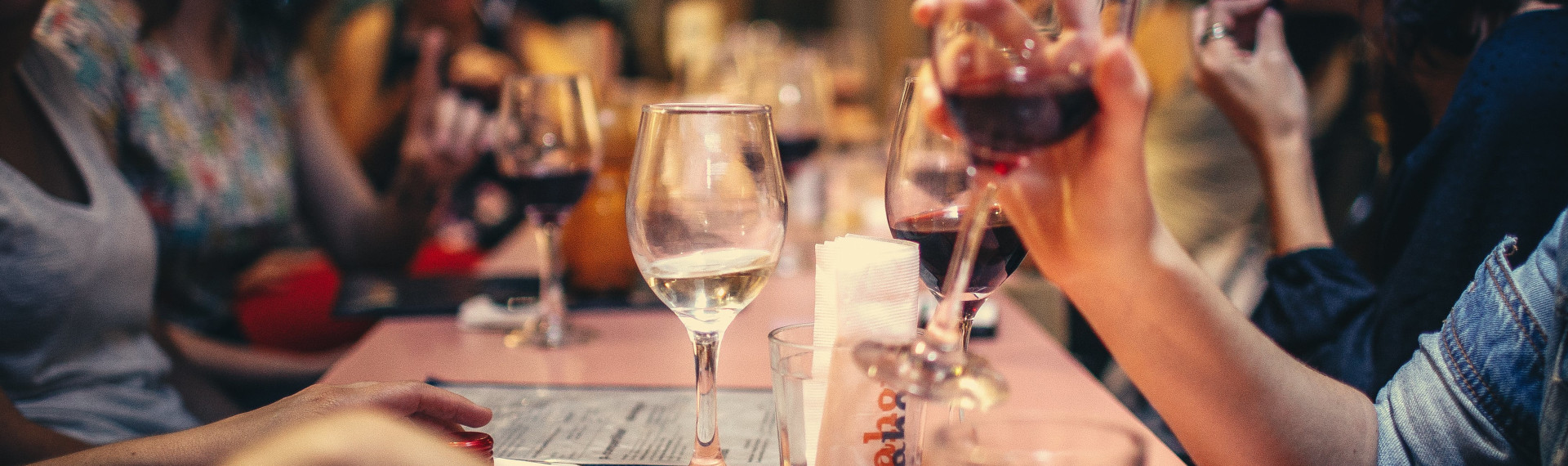 Dégustation de Vin à Paris - Un essentiel en EVG